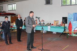 Feuerwehr buntem Programm