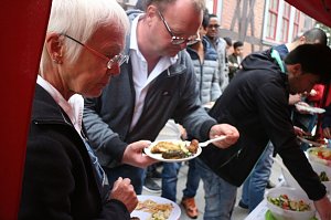 Essen der Kulturen in der Kurzen Meile