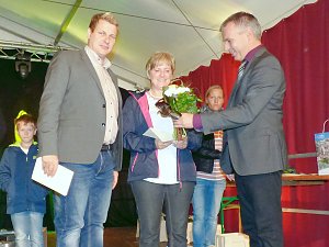 "Frankenh&auml;user Blumensommer" Im Rahmen des Frankenh&auml;user Bauernmarktes fand die Auswertung der Aktion "Frankenh&auml;user Blumensommer" 2017
