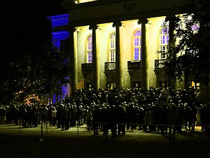 Feurige Premiere von Otello