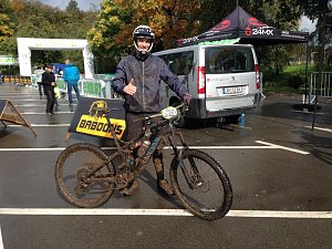 Erik Wetzel gewinnt die bei den Junioren