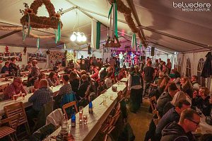 Kirmestanz im Samstagabend