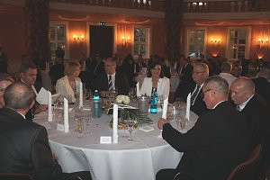  Ausgezeichnete Pr&uuml;fungsleistungen belohnt