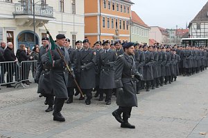 Soldatinnen und Soldaten vereidigt