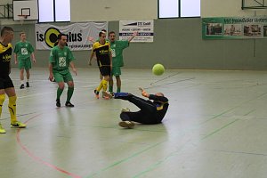 Cup-Verteidiger wurde gefordert