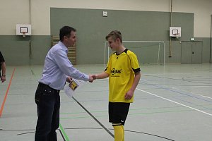 Cup-Verteidiger wurde gefordert