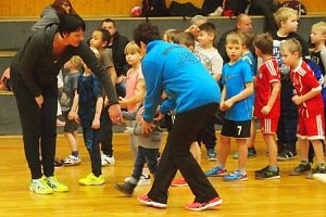 Nikolaus Spielfest der 1. Klassen