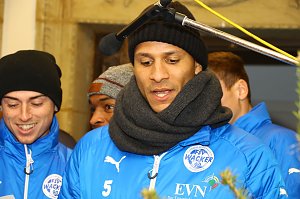Wacker singt Weihnachtslieder