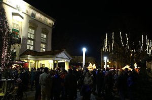 Wacker singt Weihnachtslieder