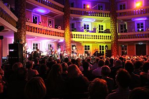 Stehende Ovationen im Achteckhaus
