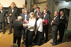 Mit dem Albert-Fischer-Chor in die Weihnacht