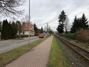 Zwei Menschen bei Auffahrunfall verletzt