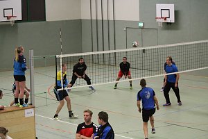 Volleyballturnier mit Rekordbeteiligung gestartet