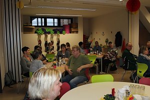 D&uuml;ne feiert Geburtstag