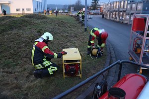 Gefahrgutzug des Landkreises im Einsatz