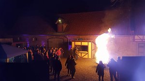 3.Knutfest