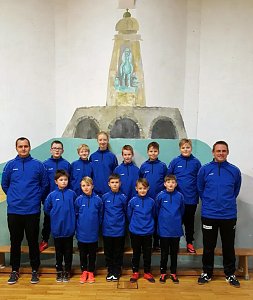 Neue Trikots und Wendetops