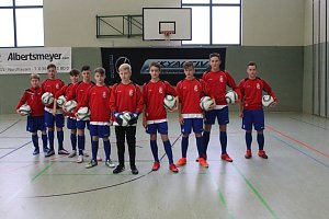 Stark besetzter 5. Allianz-Hallencup begonnen
