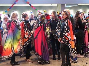 Empfang im Foyer am Rosenmontag