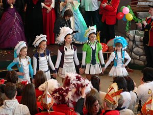 Empfang im Foyer am Rosenmontag