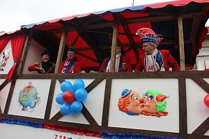 Rosenmontagsumzug in Sondershausen (2) 