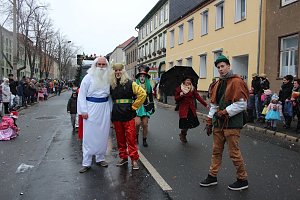 Rosenmontagsumzug in Sondershausen (2) 