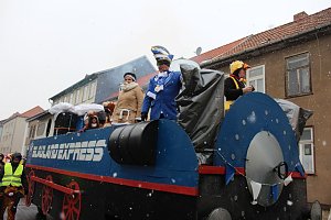 Rosenmontagsumzug in Sondershausen (2) 