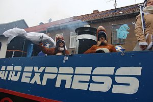 Rosenmontagsumzug in Sondershausen (2) 