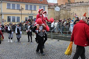 Rosenmontagsparty auf dem Markt Sondershausen