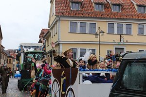 Rosenmontagsparty auf dem Markt Sondershausen