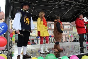 Rosenmontagsparty auf dem Markt Sondershausen