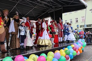 Rosenmontagsparty auf dem Markt Sondershausen
