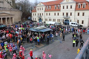 Rosenmontagsparty auf dem Markt Sondershausen