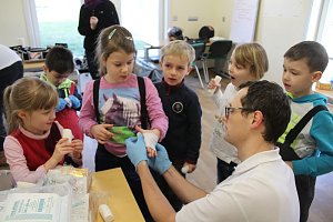 Erste Hilfe &Uuml;bung f&uuml;r Kindergartenkinder