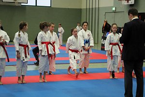 Karatemeisterschaften mit gutem Start