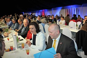 Schauprogramm, Ehrenamtspreise und mehr bei Sportgala