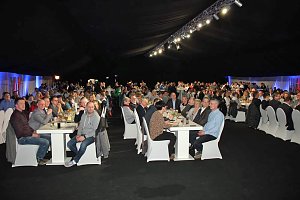 Schauprogramm, Ehrenamtspreise und mehr bei Sportgala