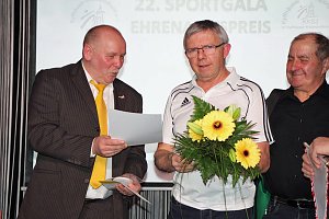 Schauprogramm, Ehrenamtspreise und mehr bei Sportgala