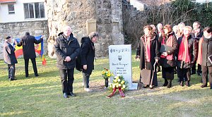 Stele f&uuml;r Heinz Unger enth&uuml;llt