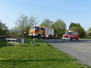 Grasnarbe hatte Feuer gefangen