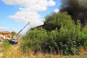 Gro&szlig;brand auf Bahnhofsgel&auml;nde