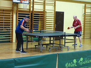 Am Freitag war die Tischtennismannschaft von Hydro Nordhausen- 4te zu Gast beim Tischtennisverein 49 Wipperdorf- 2te zu Gast.