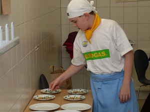 Junge K&ouml;che