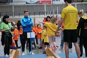 Die J&uuml;ngsten testeten Fitness und Geschicklichkeit
