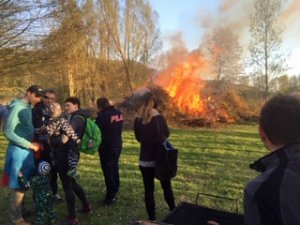 Osterfeuer am Bebraer Teich