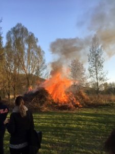 Osterfeuer am Bebraer Teich