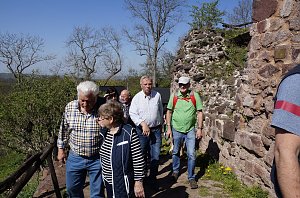 Ostereiersuche auf der Ebersburg