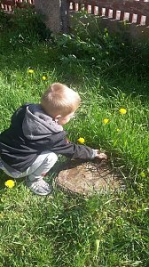 Ostereier im Pfarrgarten