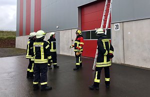 Erfolgreicher Grundlehrgang f&uuml;r 19 Feuerwehrleute
