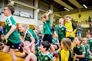 Handballzwerge im Mittelpunkt